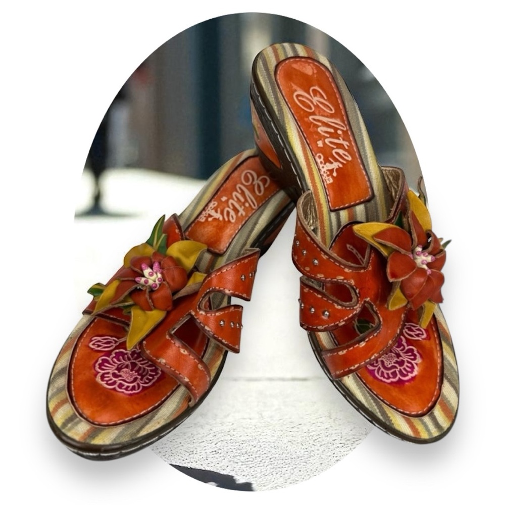 Elite by Corkys Orange Boho Floral Sandals - Size 8